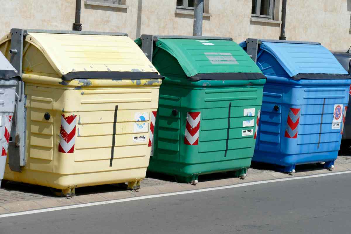 Illegittima la multa per aver abbandonato dei rifiuti se è fondata esclusivamente sui documenti rinvenuti nel sacchetto